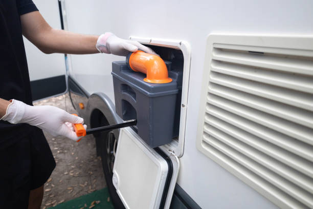Porta potty delivery and setup in Henrietta, TX