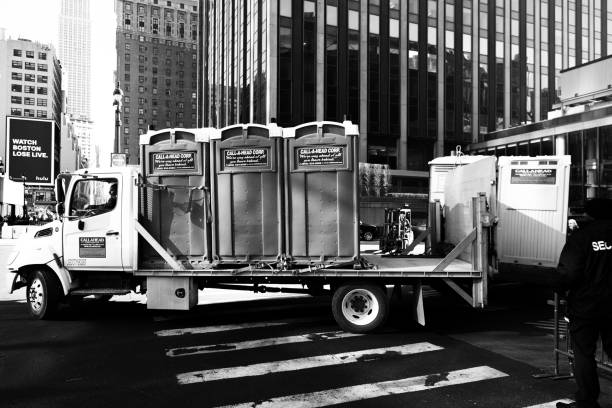 Best Portable restroom trailer rental  in Henrietta, TX